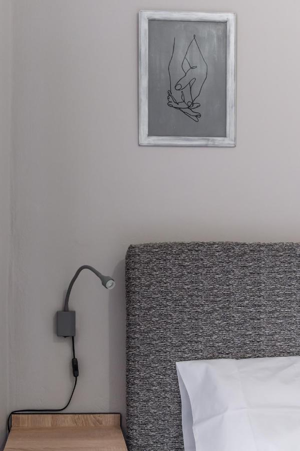 Minimalistic Apartment Petros Heraklion Exterior foto