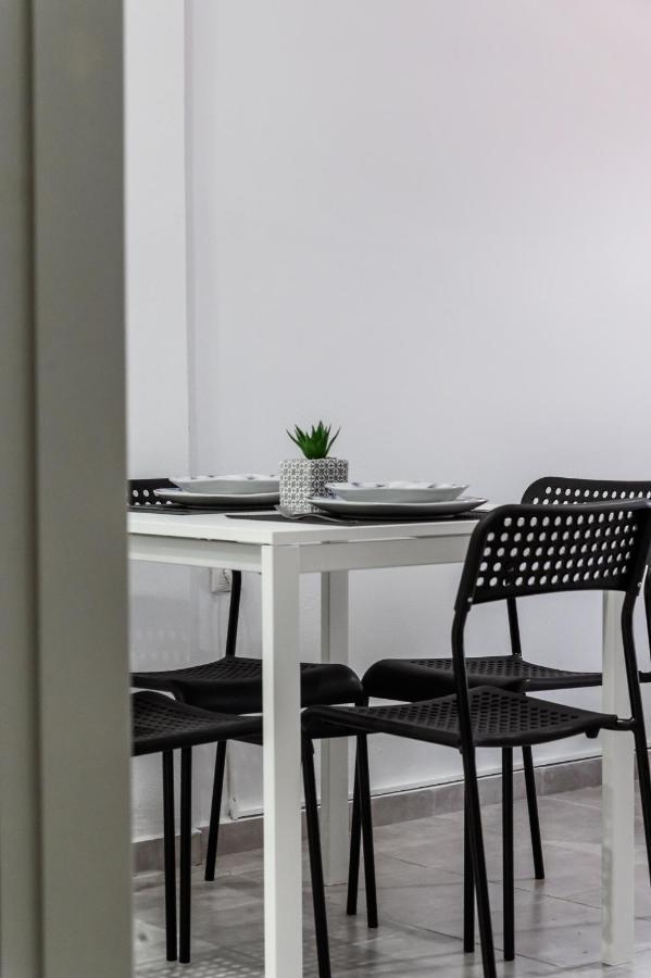 Minimalistic Apartment Petros Heraklion Exterior foto