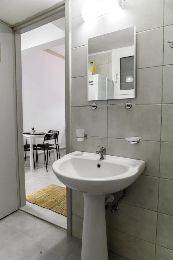 Minimalistic Apartment Petros Heraklion Exterior foto